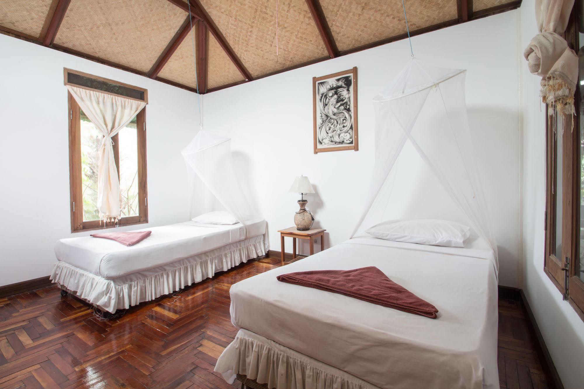 Tropical Garden Bungalow Islas Phi Phi Exterior foto